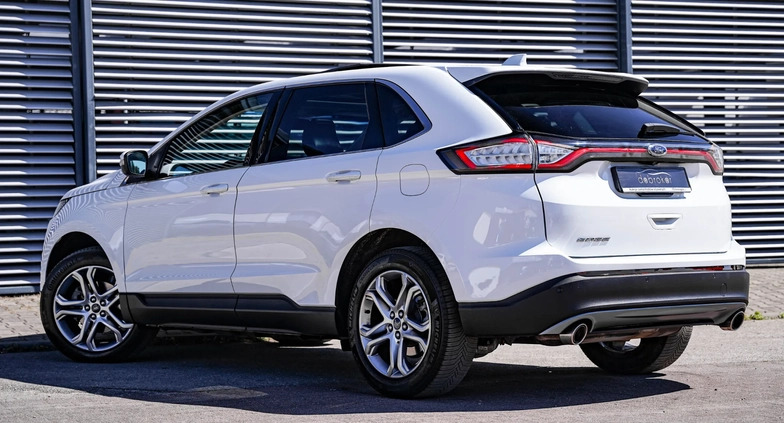 Ford EDGE cena 89900 przebieg: 123624, rok produkcji 2017 z Bieruń małe 667